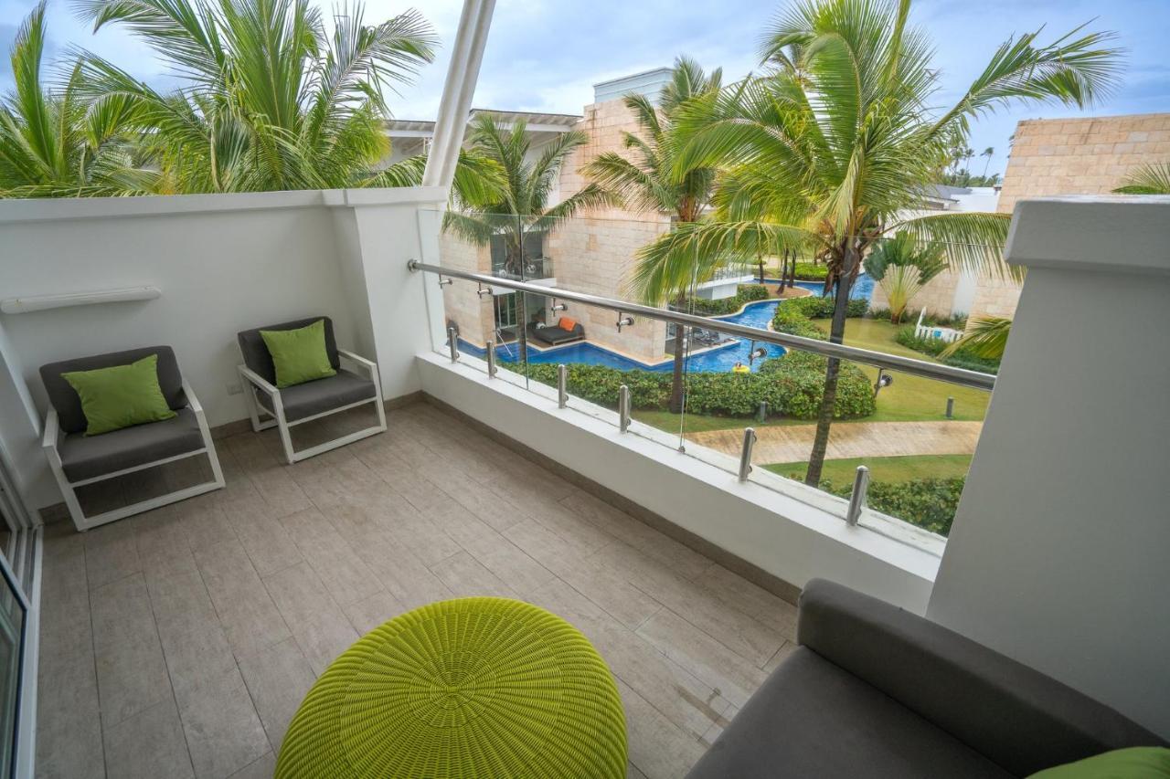 Nickelodeon Hotels & Resorts Punta Cana Exteriér fotografie Balcony at the Hard Rock Hotel