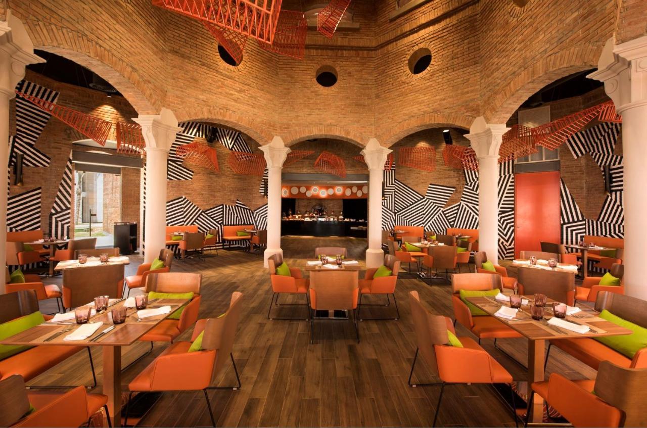 Nickelodeon Hotels & Resorts Punta Cana Exteriér fotografie Interior of the restaurant