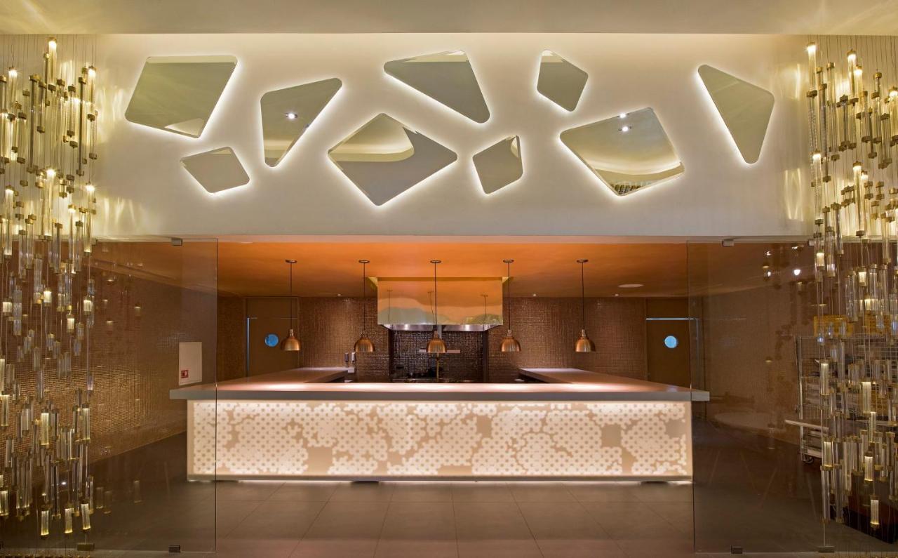 Nickelodeon Hotels & Resorts Punta Cana Exteriér fotografie The lobby of the hotel